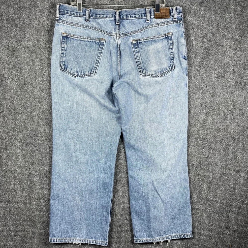 Brooks Brothers 346 Relaxed Fit Jeans Mens 38 Light Blue Denim Cotton Distressed